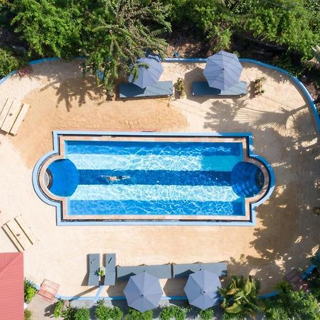 סיאם ריפ Barefoot Backpacker Resort מראה חיצוני תמונה