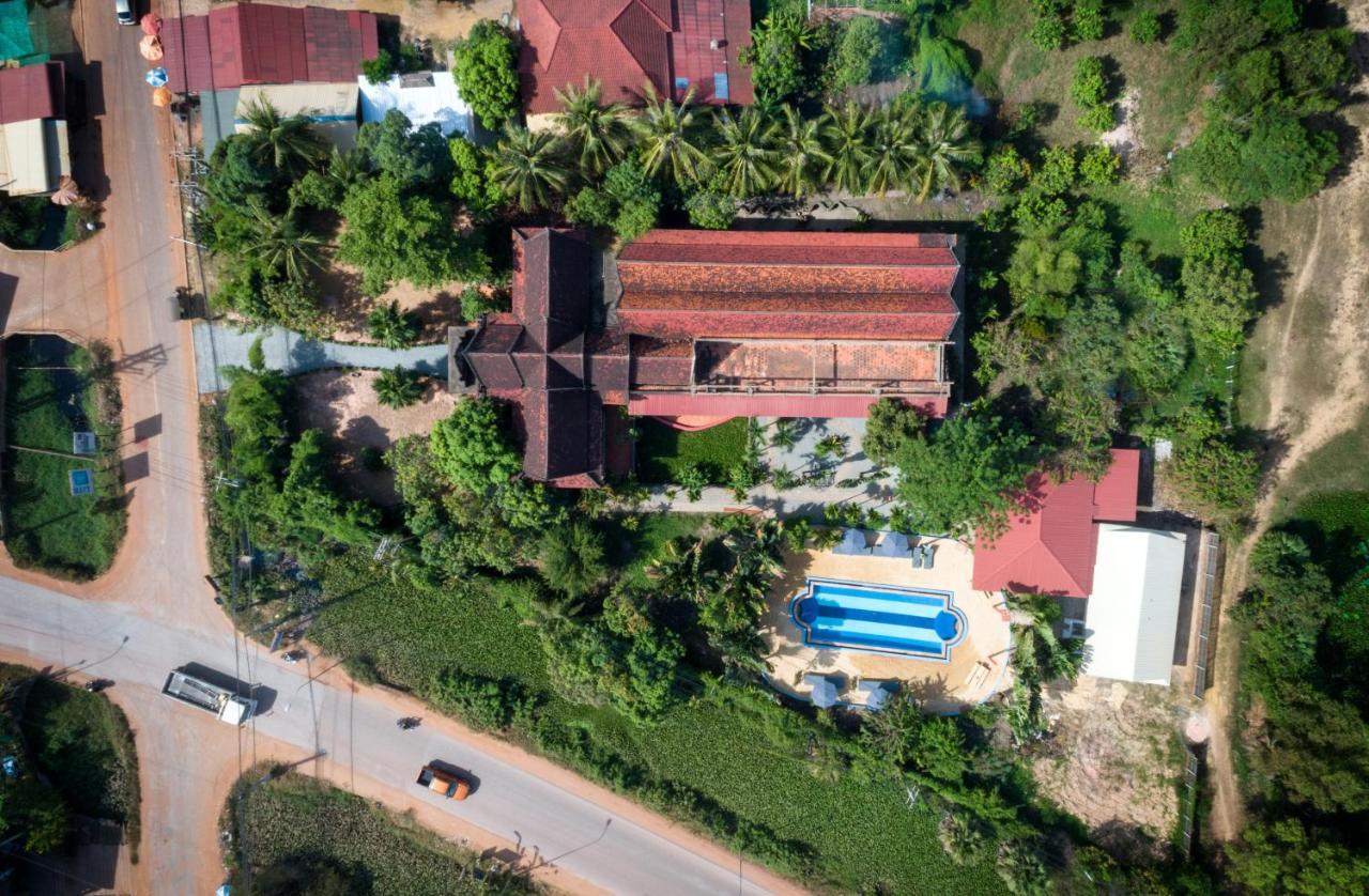 סיאם ריפ Barefoot Backpacker Resort מראה חיצוני תמונה